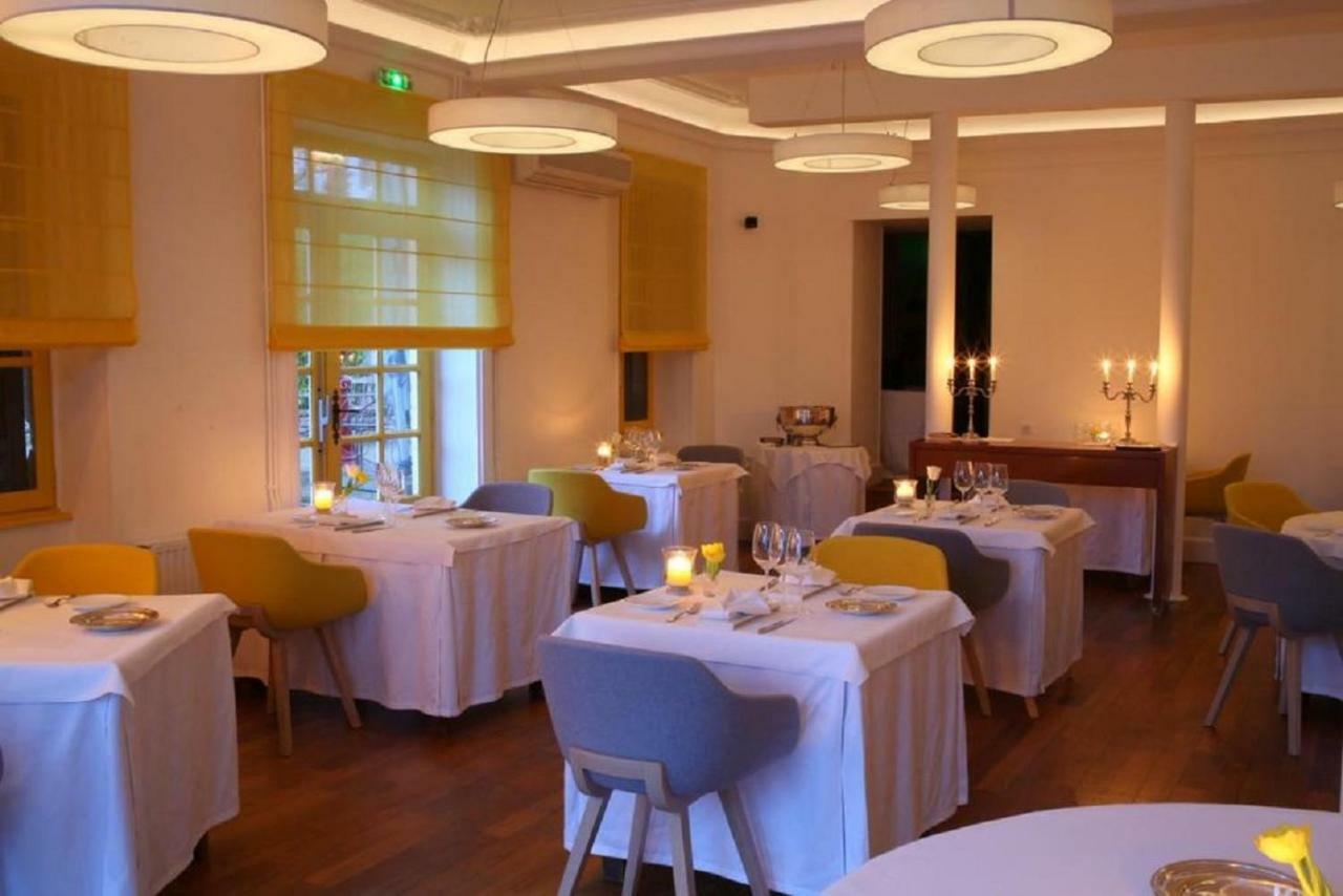 Hotel Spa Frederic Carrion Et Sa Table Gastronomique Viré Exterior photo
